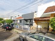 VENDO CASA EN JARDINES DEL SUR, GDL JAL
