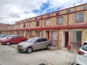 VENDO CASA EN LAS AMERICAS CON AVENIDA BOYACA EN BOGOTA