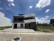 VENDO CASA EN LOMAS DE ANGELÓPOLIS II