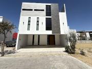 VENDO CASA EN LOMAS DE ANGELÓPOLIS III