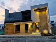 VENDO CASA EN LOMAS DE ANGELÓPOLIS lll PUEBLA