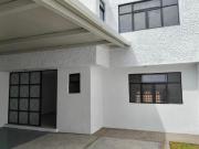 VENDO CASA EN LOMAS DE QUERETARO