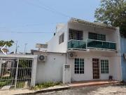 VENDO CASA EN LOS VOLCANES, CON RECAMARA EN PLANTA BAJA