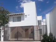 Vendo casa en Paso Blanco, Sección Campo Real! ✨