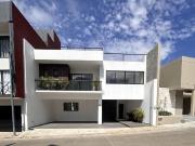 VENDO CASA EN PEDREGAL DE LAS ÁNIMAS FRACCIONAMIENTO...