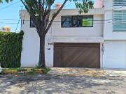 Vendo Casa en Prados Agua Azul muy cerca de la 11 sur y...