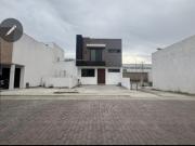 VENDO CASA EN PREVENTA FRACCIONAMIENTO LA ANTIGUA...