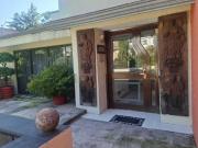 VENDO CASA EN PRIVADA EN BOSQUES DE LAS LOMAS. GRAN...