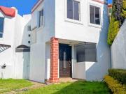 VENDO CASA EN PUEBLA $2,300,000 DE 3 RECÁMARAS, SOBRE AV...