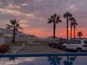 VENDO CASA EN PUERTO FIEL FRENTE AL MAR CON PISCINA...