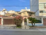 Vendo Casa En Sanborja A Media Cuadra De La Av. San...