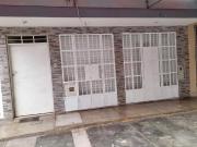 VENDO CASA AMPLIA EN URBN. SANTA ANA LOS OLIVOS