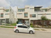 VENDO CASA EN SANTA ANA TEPETITLAN, ZAPOPAN JUNTO PLAZA...