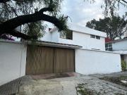 VENDO CASA EN SATÉLITE REMODELADA