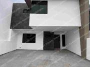 VENDO CASA EN SIERRA NOGAL 4 RECÁMARAS TODAS CON BAÑO