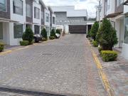 VENDO CASA EN TUMBACO CONJUNTO SANT ANGELO