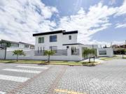 Venta de casa, Sector Fajardo, cerca Hacienda San Isidro