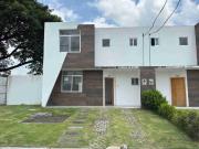 Vendo Casa en Urbanización Oporto