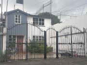 VENDO CASA EN VALLE DORADO