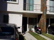 VENDO CASA EN VALLE NORTE, ZAPOPAN CERCA COLEGIO DEL AIRE