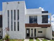 VENDO CASA EN XIXITLA SAN PEDRO CHOLULA PUEBLA