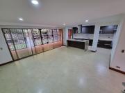 VENDO CASA ENVIGADO 3 ALCOBAS +SERVICIO 5 BAÑOS BBTK...