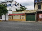 VENDO CASA EXCELENTE UBICACIÓN. Lorenzo Garaicoa y...