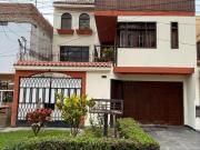 Vendo Casa Familiar con Bello Jardín y Terraza en Chorrillos