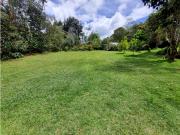 VENDO CASA FINCA ENVIGADO PLANA SIN PEAJE 2 ALCOBAS CON...