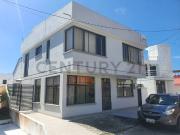 Vendo Casa Grande junto al mar, Independiente, Piscina,...