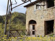 Casa indipendente da ristrutturare a Ascoli Piceno