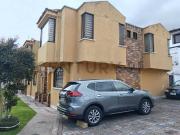 Vendo Casa Junto a la Urbanizacion el Condado Norte de...