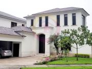 VENDO CASA LAGUNA DORADA KM. 1.5 SAMBORONDON