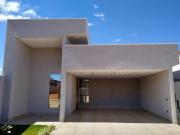 VENDO CASA MODERNA COM 03 SUÍTES COM PISCINA E...