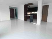 VENDO CASA MODERNA Y AMPLIA A PIE DE CALLE 4 RECAMARAS