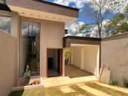 vendo Casa Nova, com fundo para área preservada! Direto...