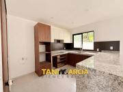 Vendo Casa Nueva de 289 m2 de terreno en Córdoba