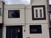 VENDO CASA NUEVA Y POR ESTRENAR – SUR DE QUITO,...