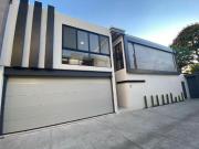 VENDO CASA NUEVA ZONA DORADA