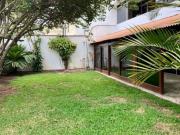 Vendo Casa o local Comercial Calle Las Golondrinas Urb....