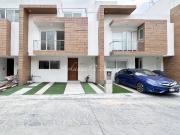 VENDO CASA PARQUE ESMERALDA