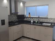 Vendo casa primer piso en Envigado barrio la Paz