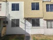 Vendo casa remodelada de oportunidad en Calderón