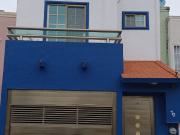 VENDO CASA REMODELADA EN FRACC. HACIENDA PARAISO