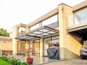 vendo casa remodelada en niza antigua