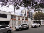 Vendo Casa Santa Barbara Oriental para construir o remodelar