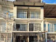 VENDO CASA TRIFAMILIAR, NUEVA NUEVA FLORESTA, CALI