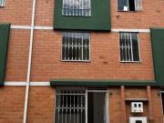 Vendo casa ubicada en el Tintal, 3 pisos, 3...