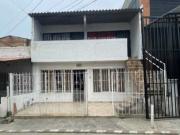 Vendo casal oriente de cali barrio alfonso lopez 2 pisos...