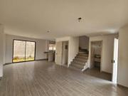 VENDO CASA EN CONJ. 4 DORMITORIOS 1 EN PLANTA BAJA CON...